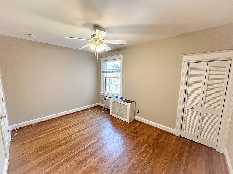 414 Seward Sq SE #401 — Photo 9