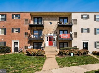 440 N Armistead St APT 103, Alexandria, VA 22312