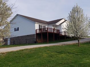 166 Ridgewater Dr, Somerset, KY 42503