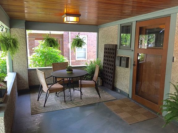 3rd image of 520 Washington Blvd