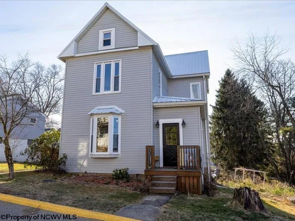 440 Overhill St, Morgantown, WV 26505