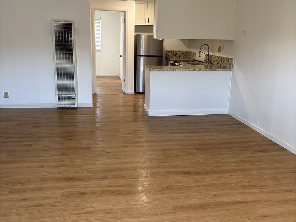 1st image of 685 Iris Ave #37