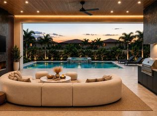 3423 Canal St, Naples, FL 34112