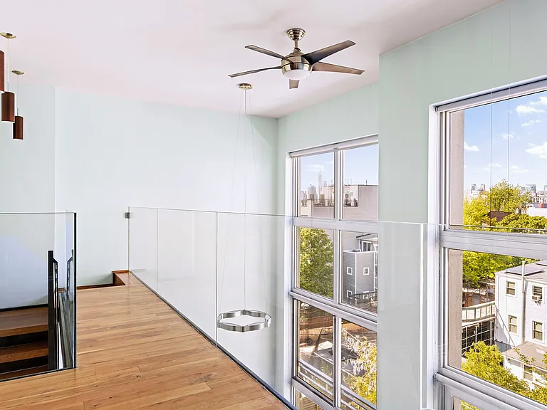 185 13th St #4B — Photo 9