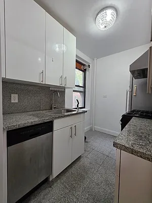 Sold by Hatuka Properties | media 4