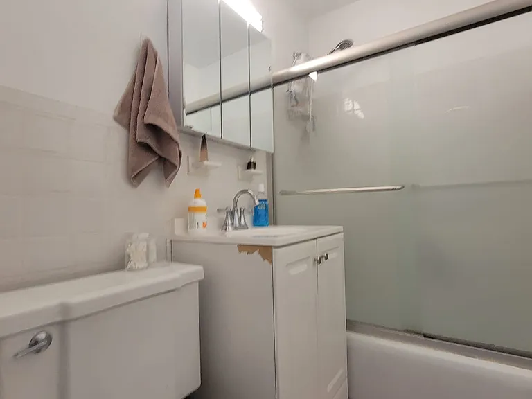 501 Surf Ave #12R — Photo 16