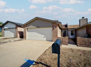 3424 Quail Dr, Woodward, OK 73801