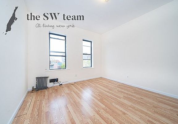 3rd image of 2129 Amsterdam Ave #44