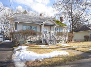 110 Woodmont St, West Springfield, MA 01089