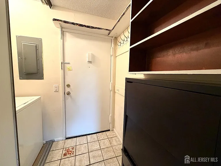 278 Crosse Dr #2G — Photo 11