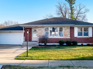 11043 Burns Ave, Westchester, IL 60154