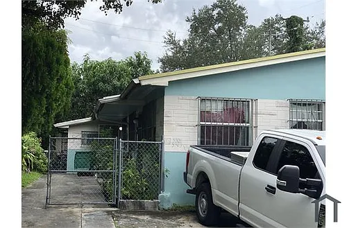 5501 NW 1st Pl #5503 Photo 1