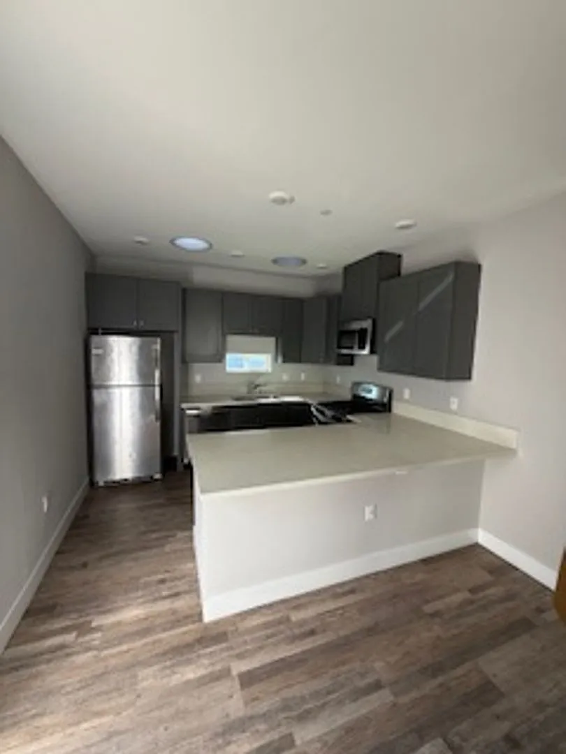 Eleven Twelve Holdings, LLC — Photo 3