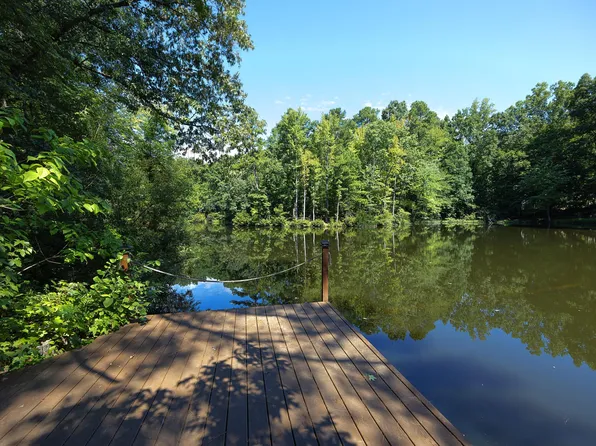 10 Ellen Pl, Chapel Hill, NC 27514