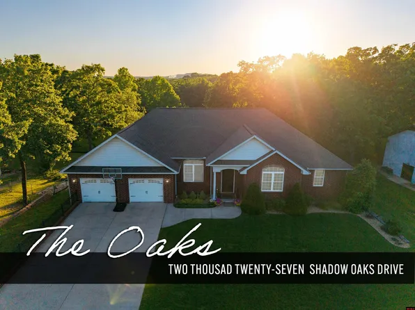 2027 Shadow Oak Dr, Mountain Home, AR 72653