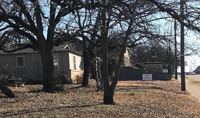 1st image of 2703 W Green Oaks Blvd