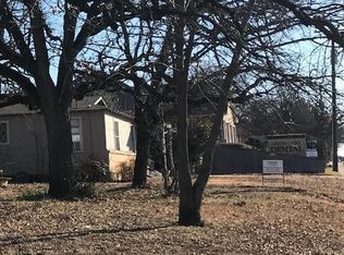 2703 W Green Oaks Blvd, Arlington, TX 76016