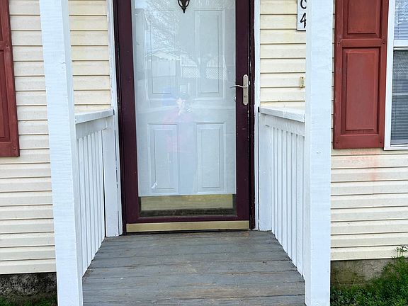 4th image of 3164 Holly Brook Cir NE