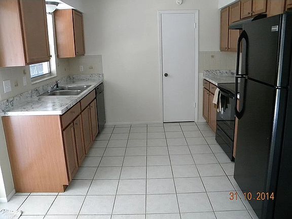 2nd image of 169 Mexicali Ave