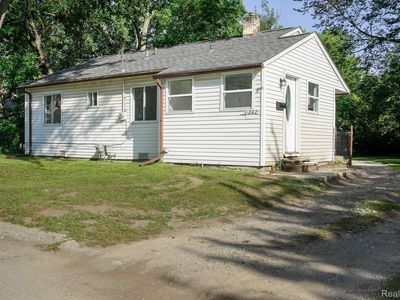 31842 Bay Ct, Westland, MI, 48186