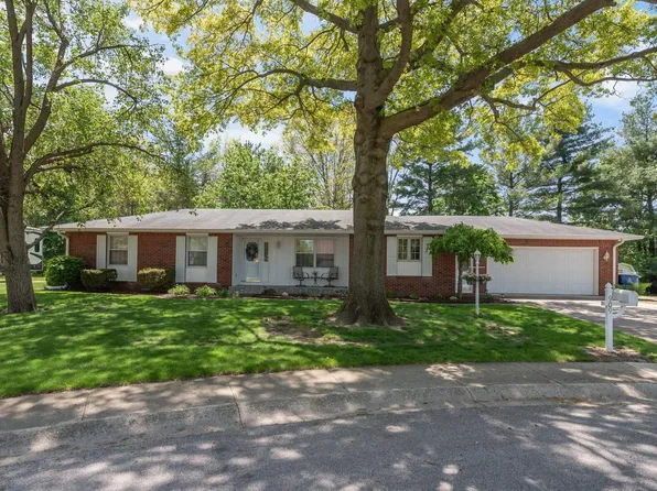 909 W Macalan Dr, Marion, IN 46952