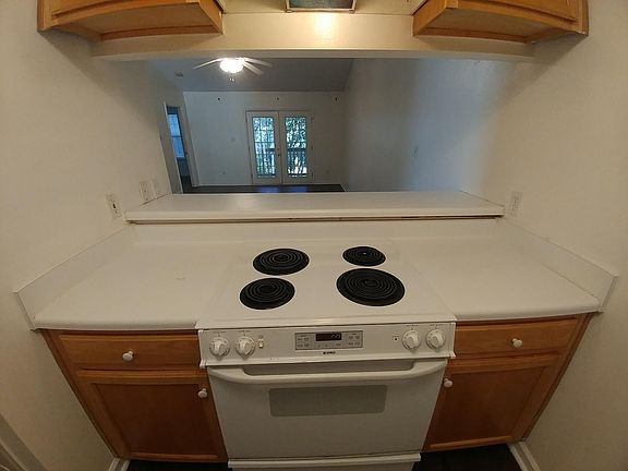 4th image of 1238 Cross Creek Cir