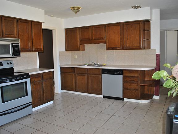 4th image of 11733 Brookshire St