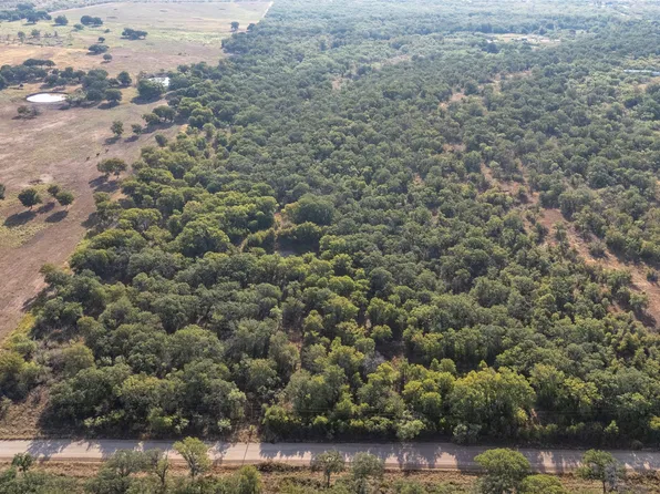 7 County Road 129, Brownwood, TX 76801