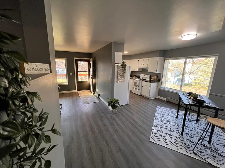 203 S Harris St — Photo 4