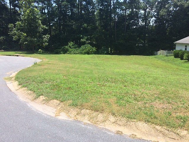 2nd image of 138 Soren Ln