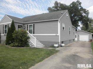 316 N Amos Ave, Springfield, IL 62702