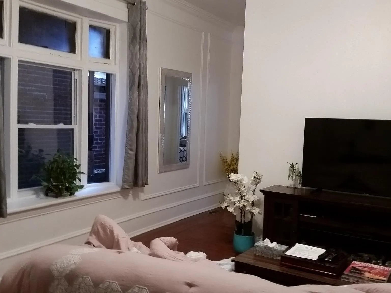 2 bed, 1000 sqft, $3,500 — Photo 2