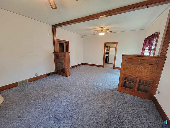 5th image of 410 N Lee Ave