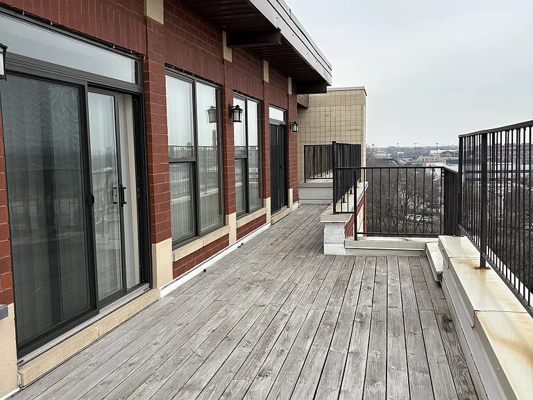 Riverview Terrace — Photo 30