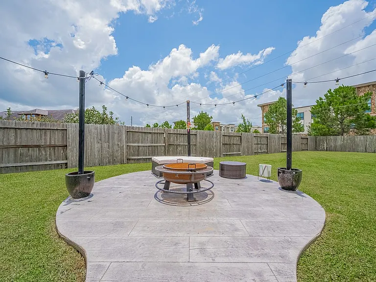 4227 Lodge Ranch Ct — Photo 40