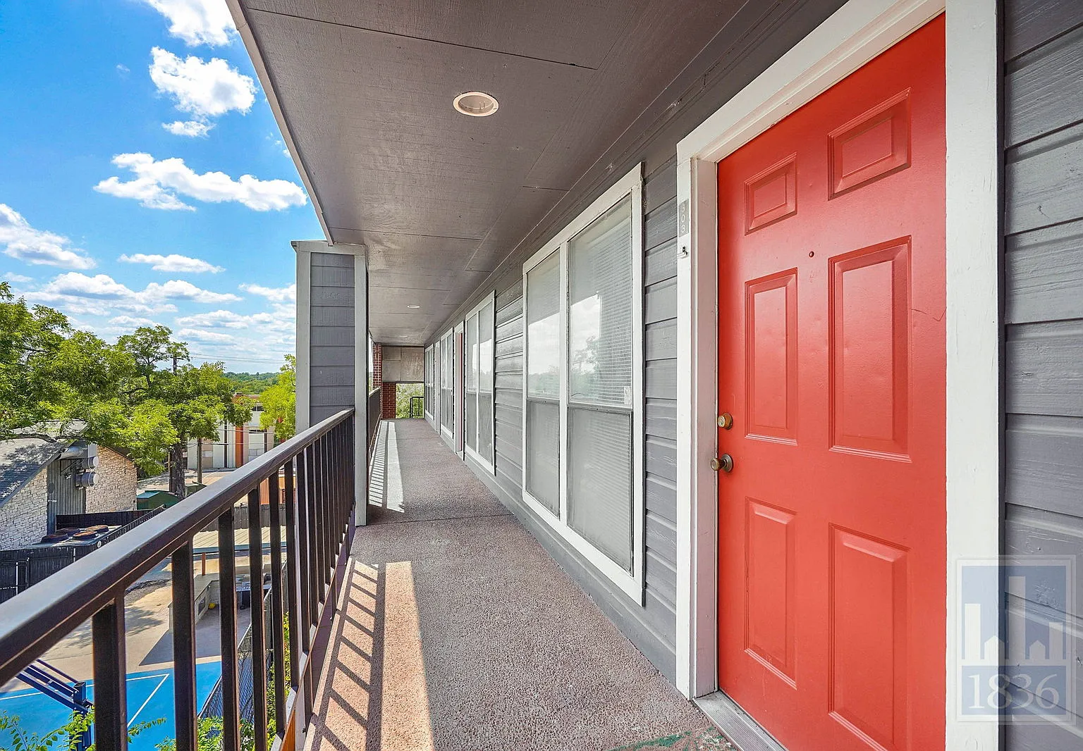 2 bed, 2.0 bath, 716 sqft, $1,500 — Photo 1