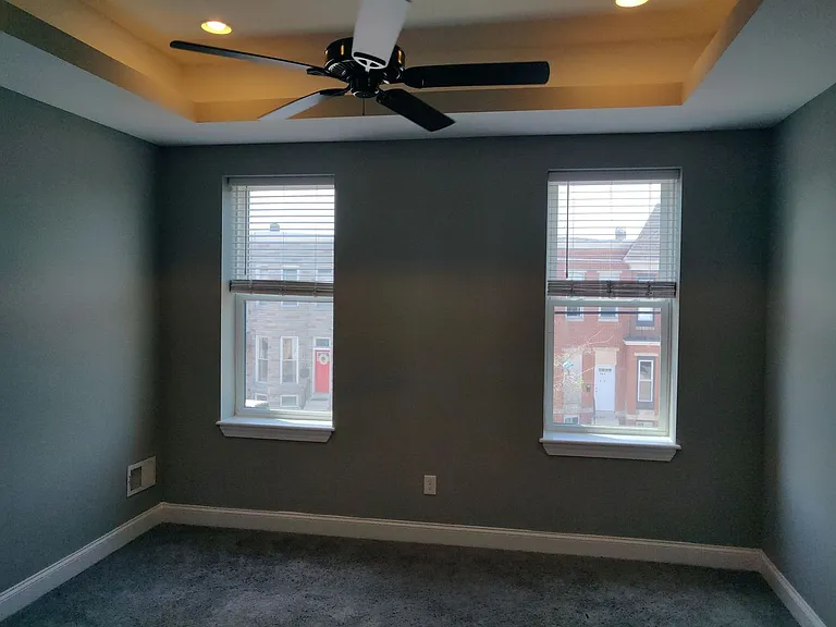 103 S Highland Ave — Photo 14