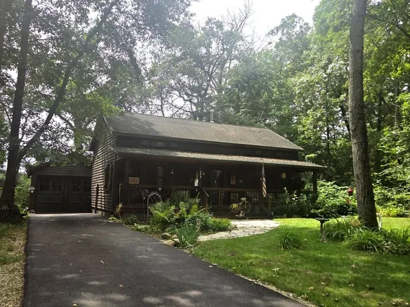 294 Lake Thunderbird Dr, Putnam, IL 61560