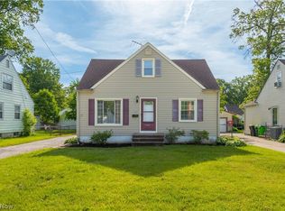 221 Inwood Blvd, Avon Lake, OH 44012