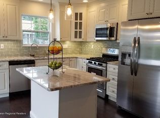 2 Blackpool Way, Toms River, NJ 08757