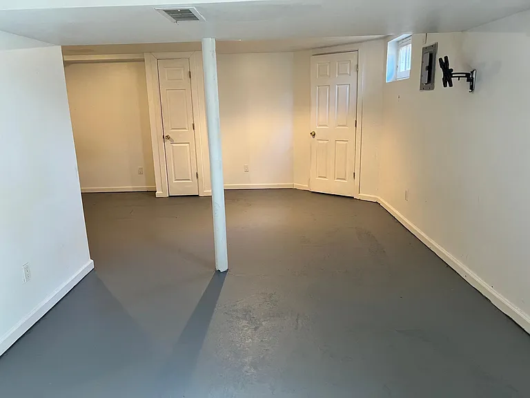 126 Orange St — Photo 20