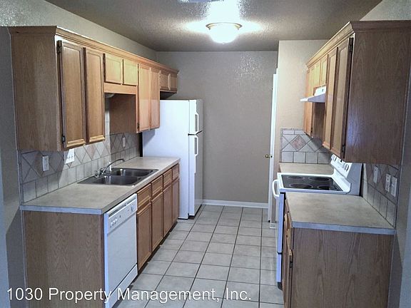 4th image of 4807 Heather Ln APT A