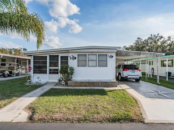 37042 Lois Ave, Zephyrhills, FL 33542