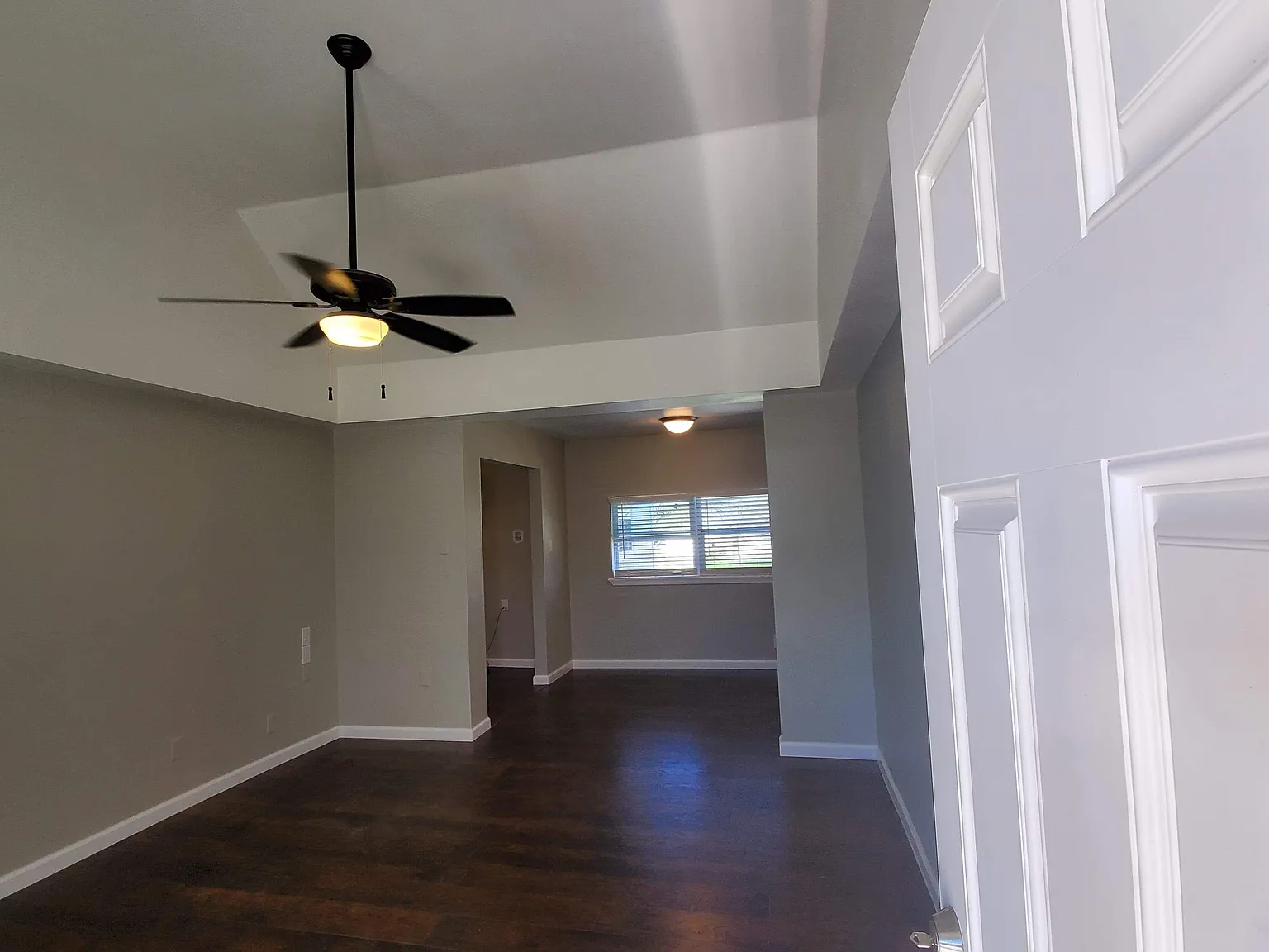 3 bed, 2.0 bath, $1,475 — Photo 2