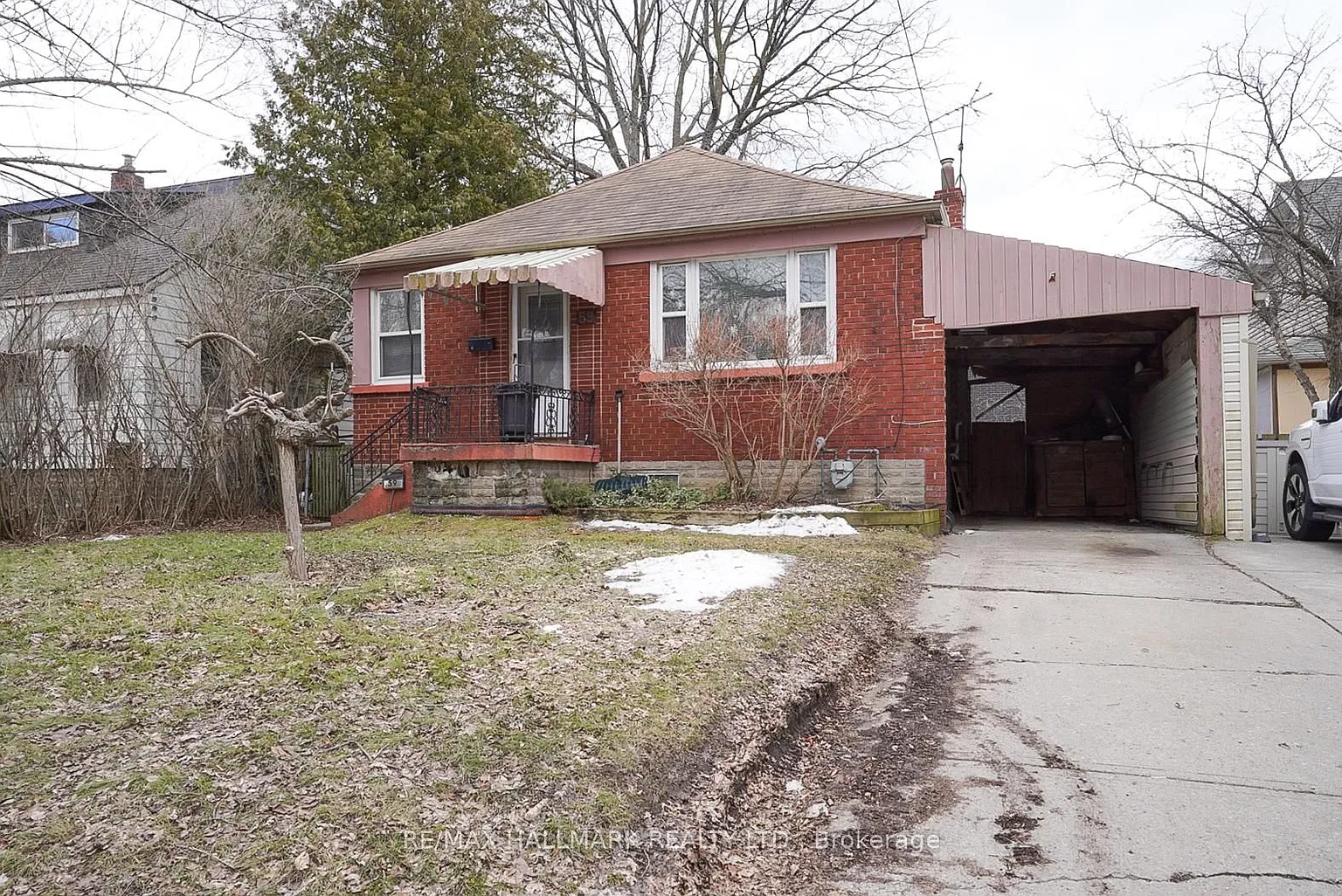 59 Highview Ave photo 1