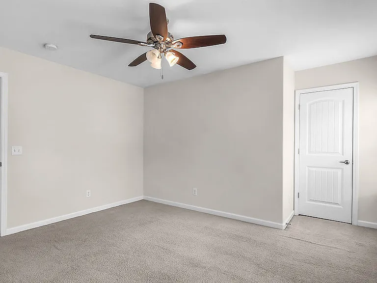 149 Tahoe Dr — Photo 43