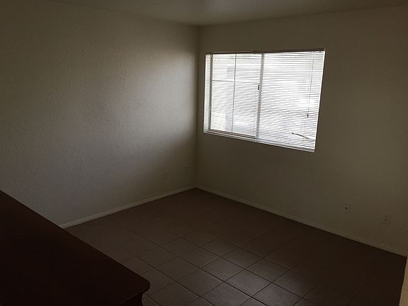 3rd image of 10815 N 15th Ln APT 2