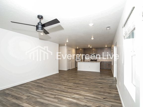 4th image of 15132 Nimbus Way