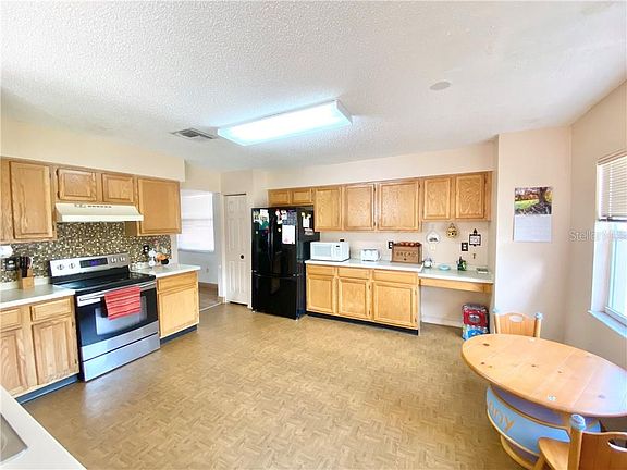 5th image of 4711 Hunts Ct