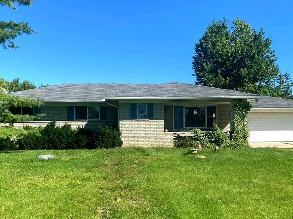 7474 Arnold Rd, Cottrellville, MI 48039